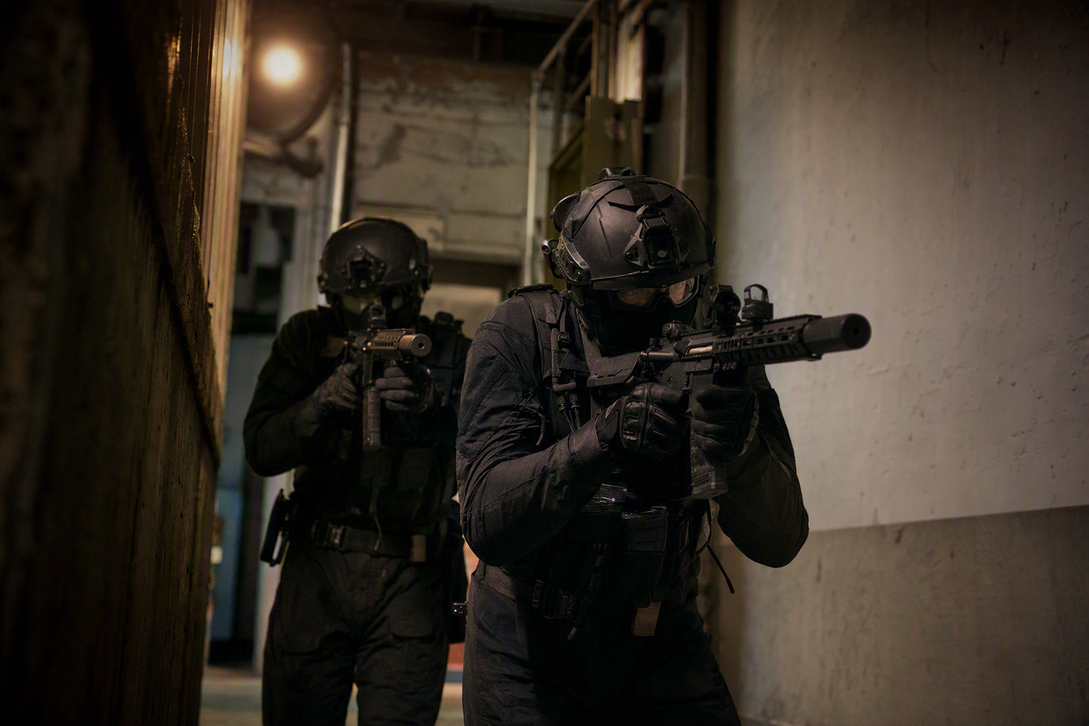 CQB'de Takım Hareketi: Kapalı Alanda Hayatta Kalmanın Temel Kuralları